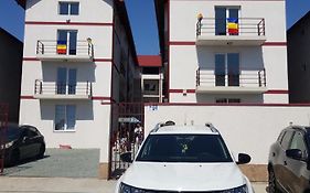 Evana House